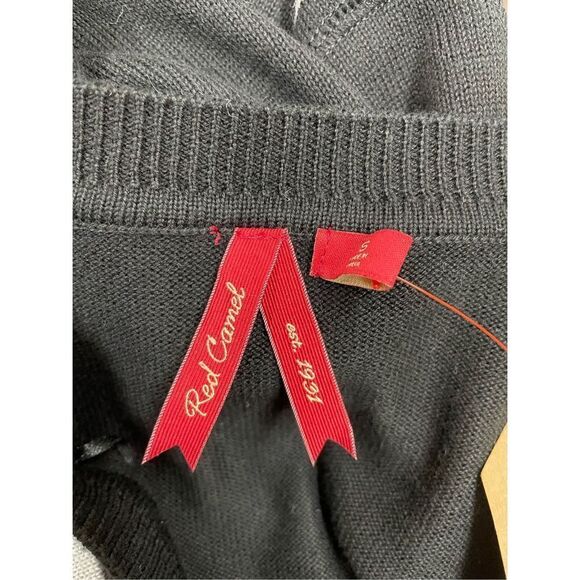 NWT Red Camel Atlas Ivory and Black Table Sweater Size Small - Picture 4 of 7